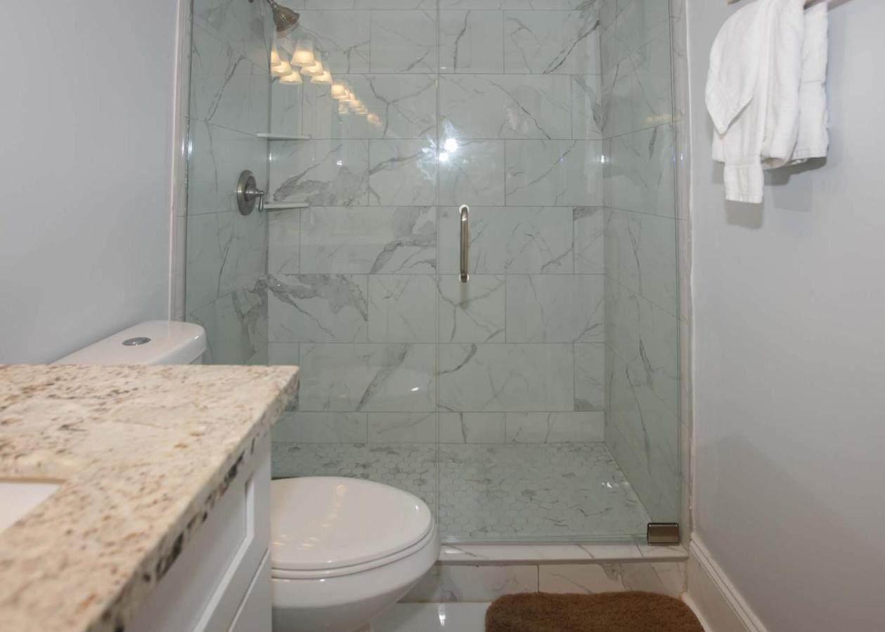 Island Winds East 308 By Albvr - Beautifully Renovated Beachfront Condo & Steps Away From Hangout & More! Gulf Shores Exterior foto